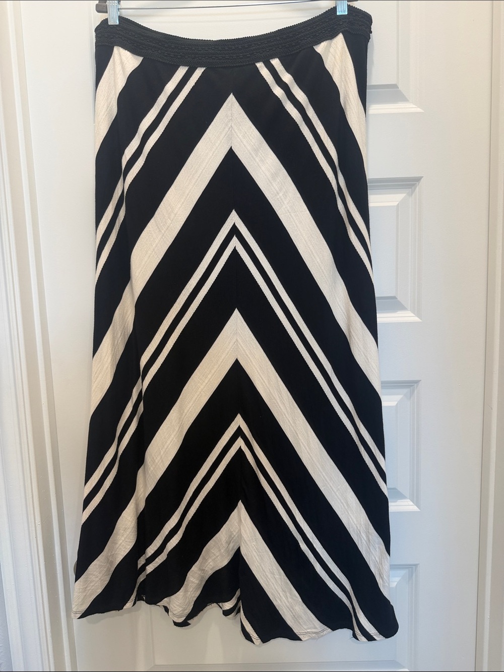 Chico's Black and White Chevron Maxi Skirt